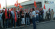 Warnstreik vor dem Tor bei Rexam Neuenburg